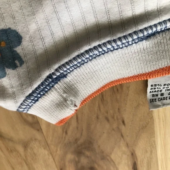 LAST CHANCE Vintage Flower Print Crew Neck Tshirt - Picture 6 of 6